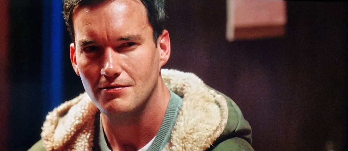 Xandra732's tweet photo. Dark Signal Screencaps Pt 17
#garethdavidlloyd #darksignal
Last Dark Signal pic spam! If you haven't seen the movie yet, go pic it up! https://t.co/Tsb9HjdP7H
