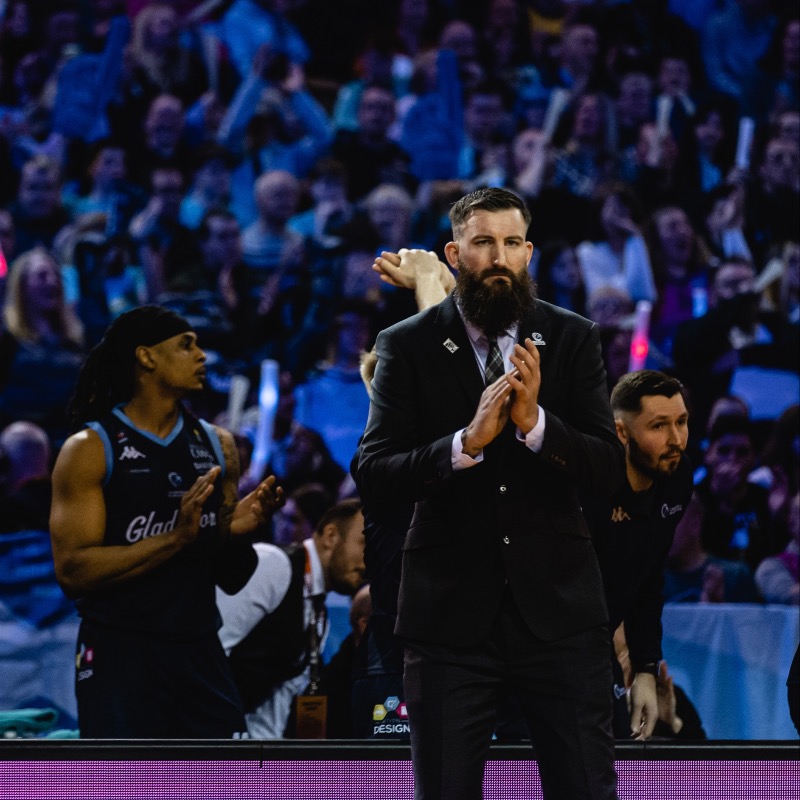 britishbasketm's tweet photo. ๐๐ด๓ ง๓ ข๓ ณ๓ ฃ๓ ด๓ ฟ The King in the North! Year One as a Head Coach and a first title under his belt, check out some of the best frames of @GjM_33_11 as he led @Cal_Gladiators to #BBLTrophy glory!
๐ฒRe-live an incredible final by clicking below!
#KnowOurName #BritishBasketball