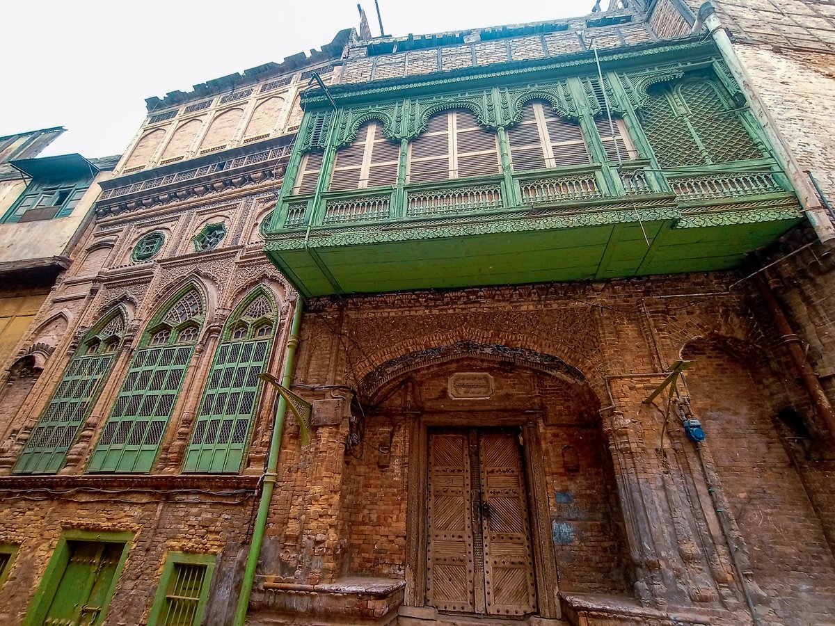 epinaphrine's tweet photo. Here are some other clicks of architectural masterpiece. 

📍 Walled City of Peshawar

insta: ghanikhan_philosophy
#Peshawar https://t.co/4tK61sq9gj