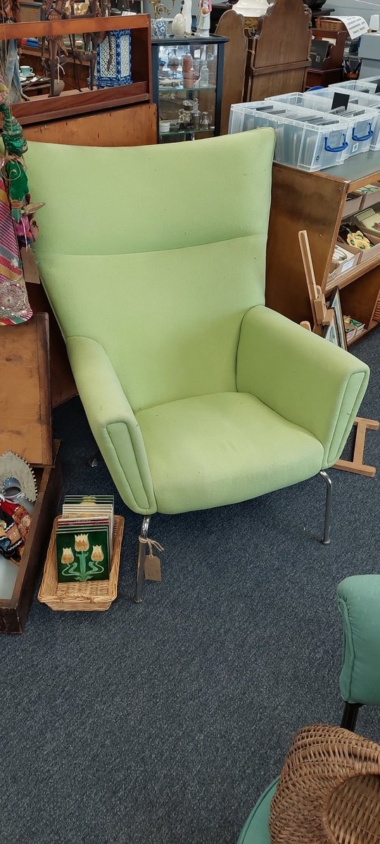 Hans Wegner repro designer chair.
Great condition. £425. 
#chair #designer #Retro #vintage 
<a href="/BBC_ARoadshow/">Antiques Roadshow</a> <a href="/SalvageHunters_/">Salvage Hunters</a> <a href="/AntiqueRoadTrip/">Antiques Road Trip</a> <a href="/Bargains90/">Bargain Hunters</a> <a href="/BBCBargainHunt/">Bargain Hunt</a>