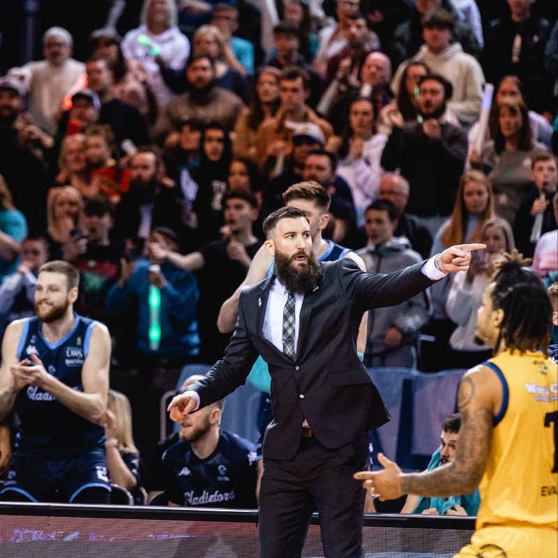 britishbasketm's tweet photo. ๐๐ด๓ ง๓ ข๓ ณ๓ ฃ๓ ด๓ ฟ The King in the North! Year One as a Head Coach and a first title under his belt, check out some of the best frames of @GjM_33_11 as he led @Cal_Gladiators to #BBLTrophy glory!
๐ฒRe-live an incredible final by clicking below!
#KnowOurName #BritishBasketball