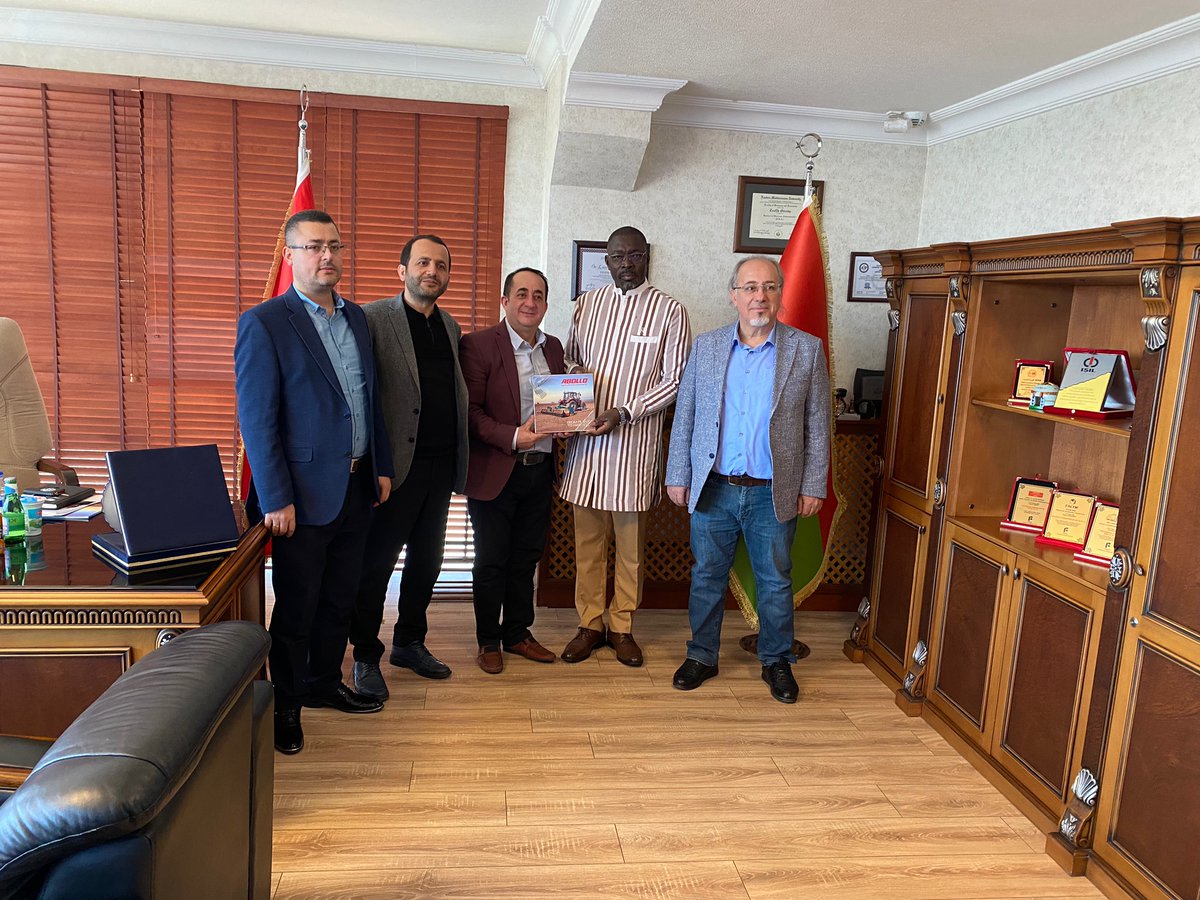 Danışmanlığını yaptığımız Tekyatağanlı (ABOLLO) firması ile birlikte yürüdüğümüz Afrika yolculuğunda önemli misafirimiz Burkina Faso Tarım Bakanı Sn. OUEDRAOGO'nun ziyaretleri esnasında Burkina Faso’da tarımsal modernizasyon için neler yapabileceğimizi konuştuk. #Africa #invest