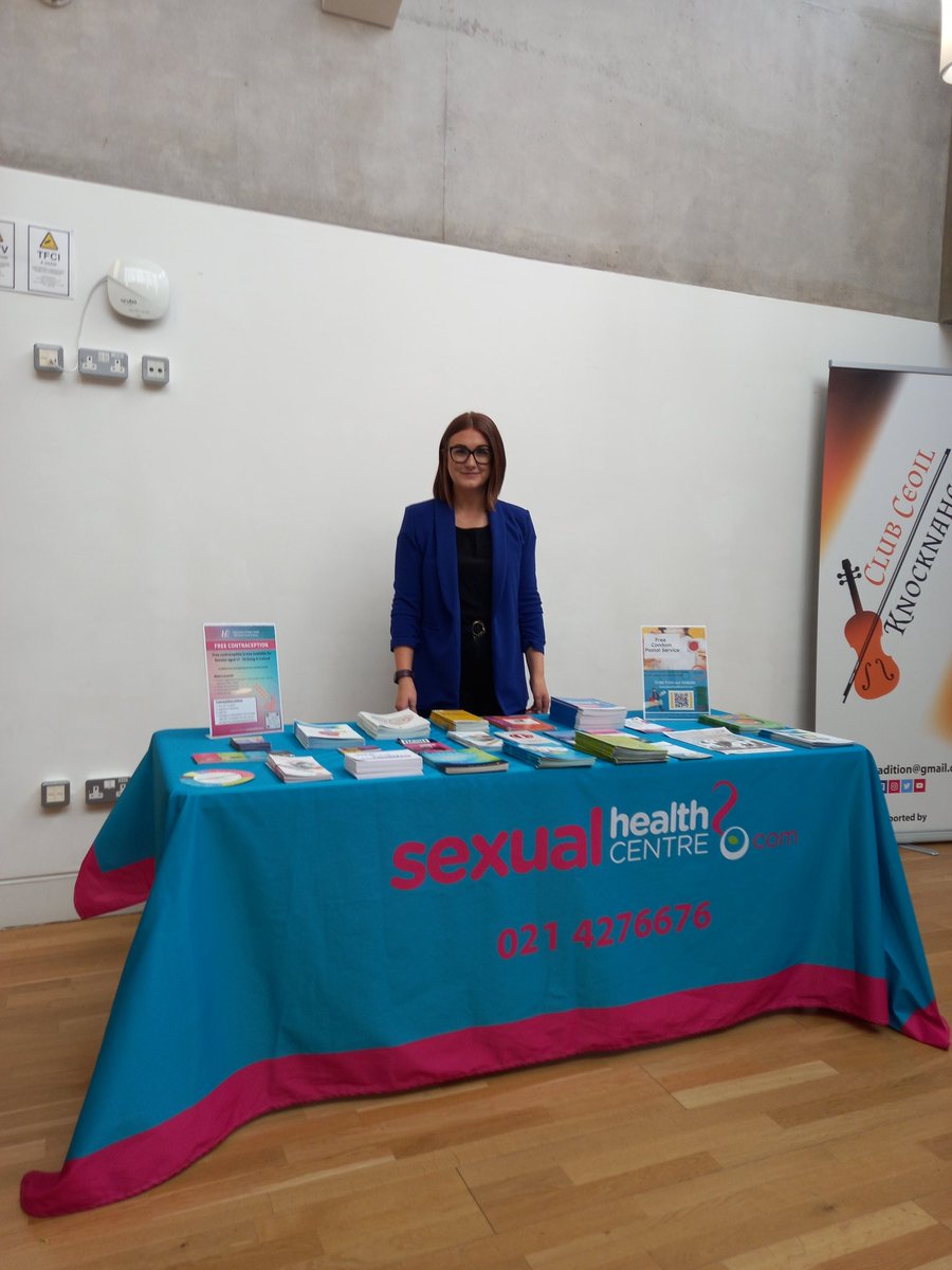 DASHMobileUnit's tweet image. Katriona is all set up for @learning_fest in @hollyhilllibrary 

Pop along to pick up some info on risk taking behaviours! 

#DASH #sexualhealth #drugsandalcohol #riskybusiness #LifeLongLearning
