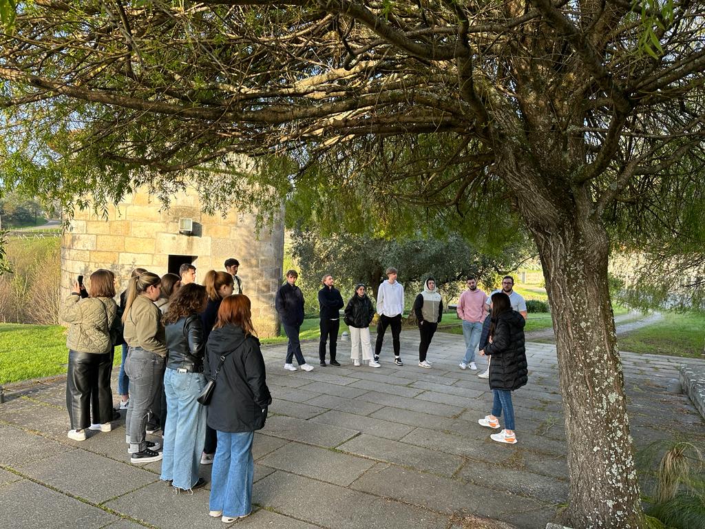 Pazo Baión tweet media