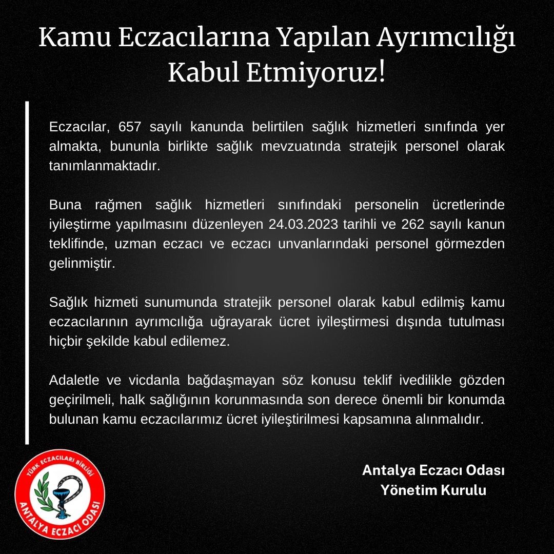 EsmaEsm31948074's tweet photo. Bu ayrımcılığı kabul etmiyoruz! #sgkeczacısıyoksayılıyor #eczacısağlıkpersonelidir @sgksosyalmedya @vedatbilgn @csgbakanligi @RTErdogan https://t.co/oEHUhVZxQv