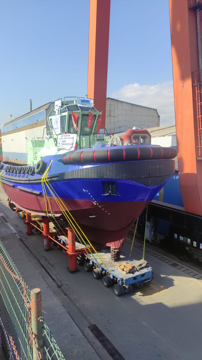navteknavaltech's tweet photo. Another first ever built all-electric 45 Ton Bullard Pull touched the water in Tuzla - İstanbul.
NAVTEK Naval Technologies continues to lead the "Zero Emission" vessel design and building challenges at global scale.
#navtek #zeetug #tug #tugboat #allelectric #greentechnology https://t.co/haRjaV6sFO