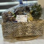 Photo by Olaitan (FRUITS BASKET HAMPER IN LAGOS) (@allighton)