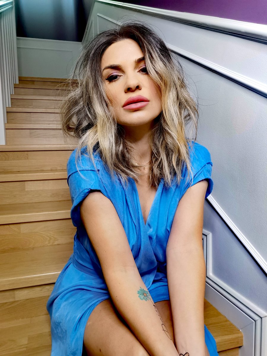 EllieWhiteMusic's tweet photo. When the weather gets you blue... 🙄 #weatheraddict #ineedsun #Blue #picoftheday #goodvibes #inspire https://t.co/PrfJRXqlSA