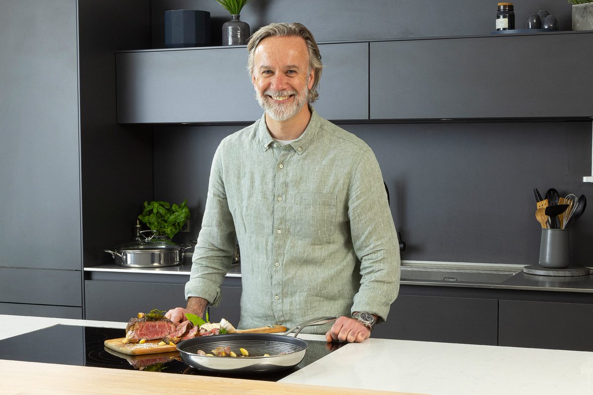 Check out my latest news letter on what i've been up to ...Commercial and Advertising photographer - mailchi.mp/e5658f8ce881/c…