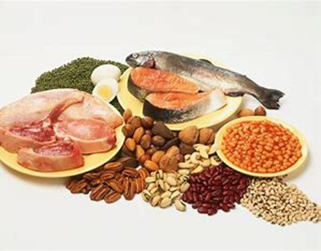 FirstDietitians's tweet photo. Ramadan Mubarak from FCHC! Staying healthy during Ramadan:
Adding protein to your meals will help keep you strong and keep you feeling fuller for longer. 
Protein can be found in meats, fish, eggs, beans, peas, lentils and nuts.
#Ramadan #Healthy @BDA https://t.co/5Oxf8QEy6O