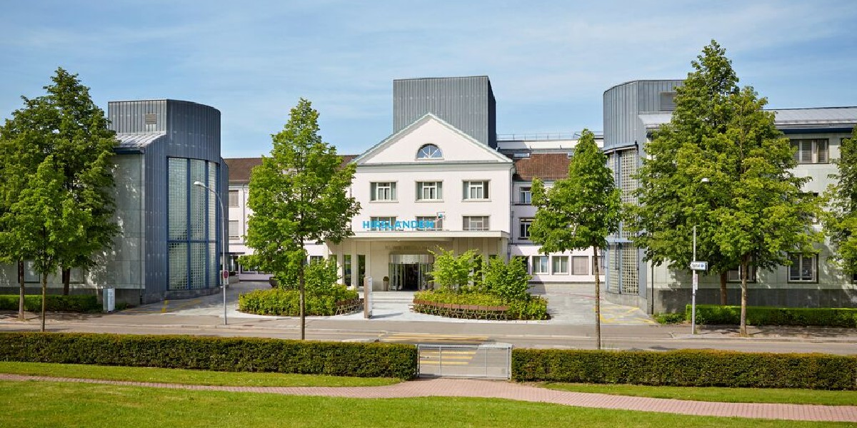 hirslanden's tweet photo. Das @spitaluster und die Klinik #Hirslanden arbeiten künftig in den Versorgungsregionen Zürcher Oberland und Oberes Glattal in verschiedenen medizinischen Fachgebieten eng zusammen.
Die ganze Medienmitteilung hier ➡️ https://t.co/FYkFJSulfa https://t.co/RvXA8xyLSR