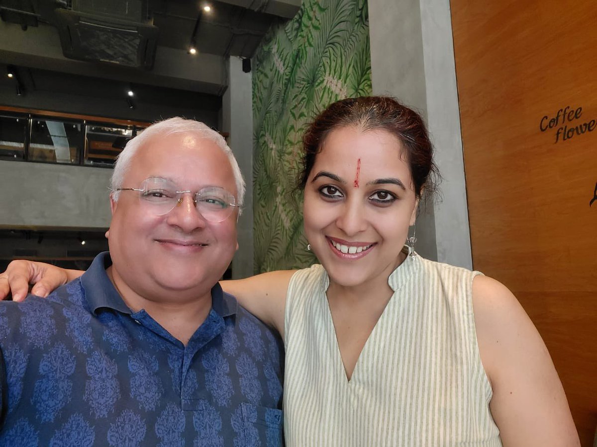 LipikaB's tweet image. Have known Capt (Ret) Deepam Chatterjee since d release of his book The Millennial Yogi (Penguin India) last February.

An inspiring life story that I feel he should pen down some day of overcoming the toughest of personal challenges with inner strength and spirituality.

#books