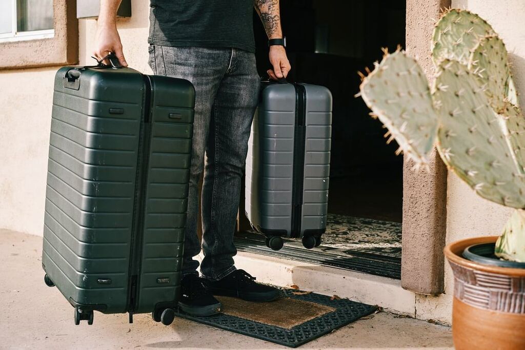 JhbRawson's tweet photo. Moving to a new city? Tips for settling in and finding the right property in an unfamiliar city: https://t.co/AjpLBs6cY1 https://t.co/RlaDeFXLhu