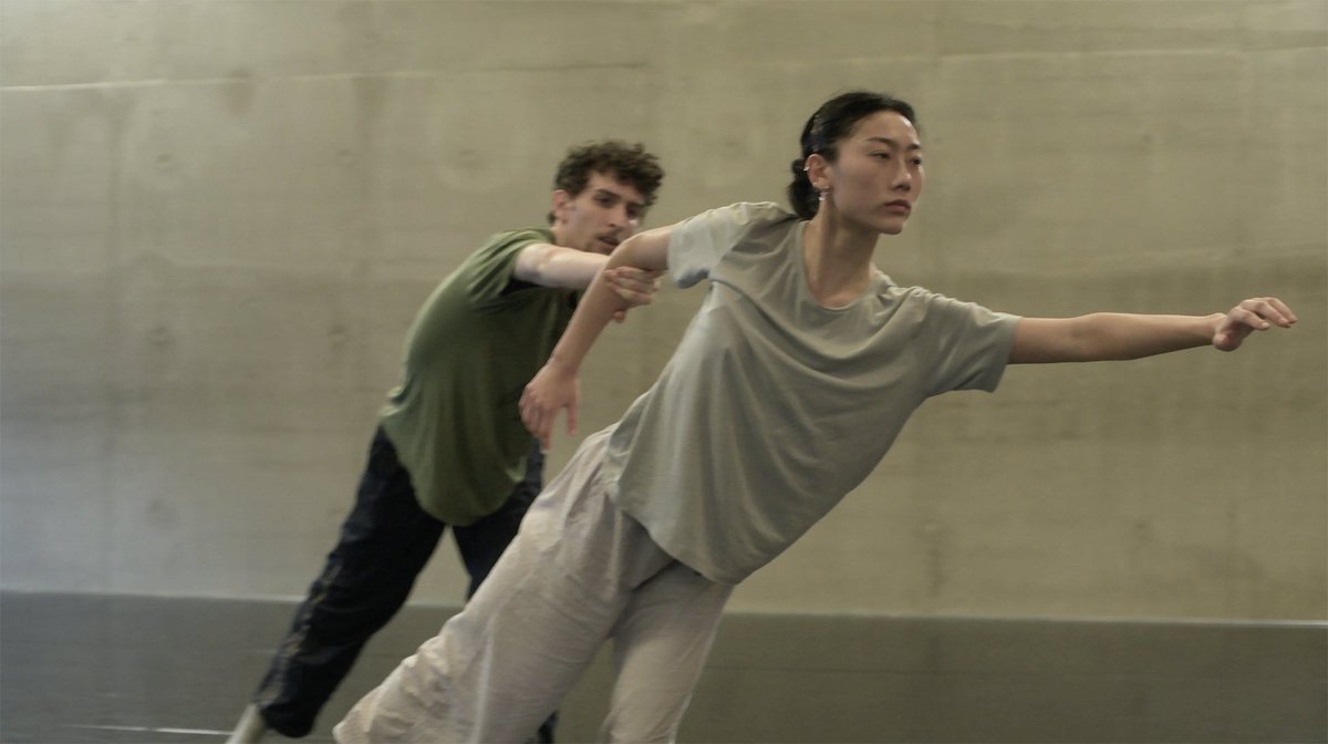 Short piece ‘transit’ with Arts Umbrella Dance