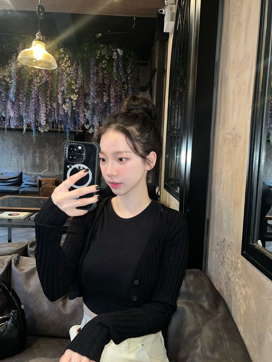karina pics tweet media