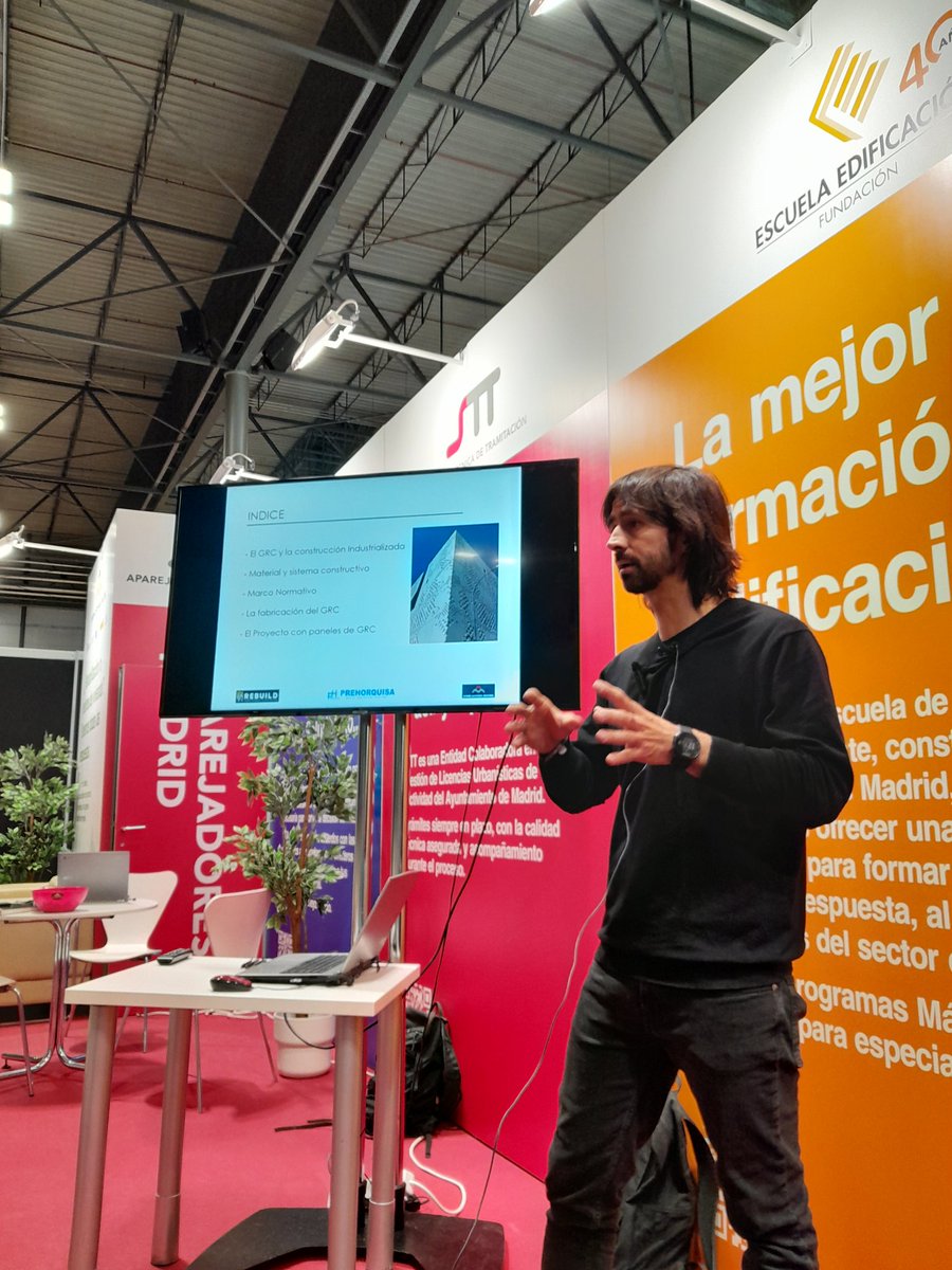 andece_general's tweet photo. Asistimos a presentación de Javier Carvajal, responsable de GRC de @prehorquisa en una de las sesiones organizadas por @aparejadoresmad @hubaparejadores Por qué industrialización fachadas con paneles prefabricados de GRC? Calidad, plazo, sostenibilidad, seguridad y coste https://t.co/TnoRf9RdyI
