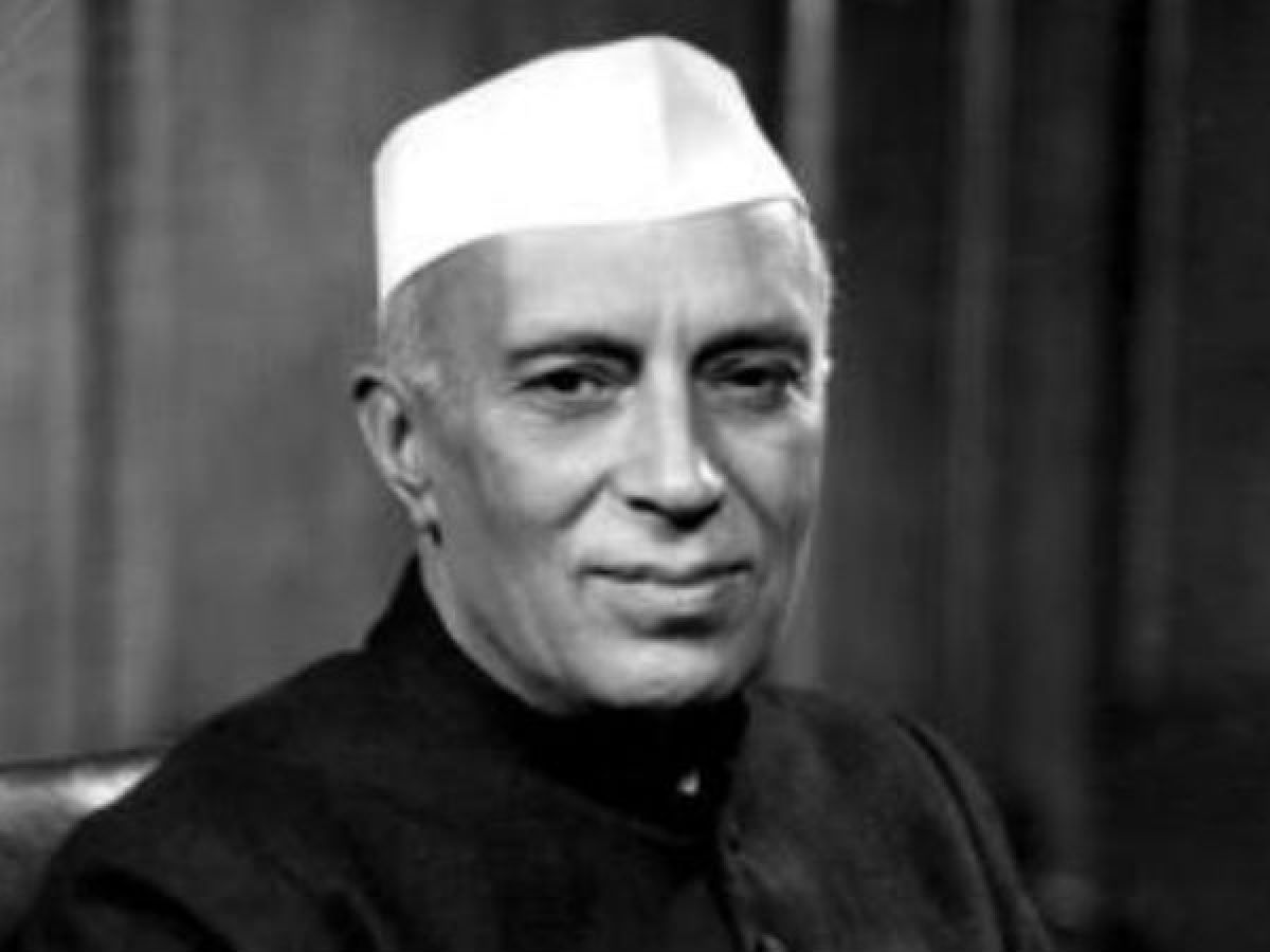 C_Shukla_11's tweet photo. इंग्लैंड में जब पहला स्कूल 1811 में खुला तो उस समय भारत में 7,32,000 गुरुकुल थे, 
खोजिए कि हमारे 'गुरुकुल' कैसे बन्द हुए ??

#IndiaDigitalFest #NaxalFreeIndia 
#MaoistAgainstDevelopment #Bravehearts 
#PANcard https://t.co/ZqSIP5Izvi