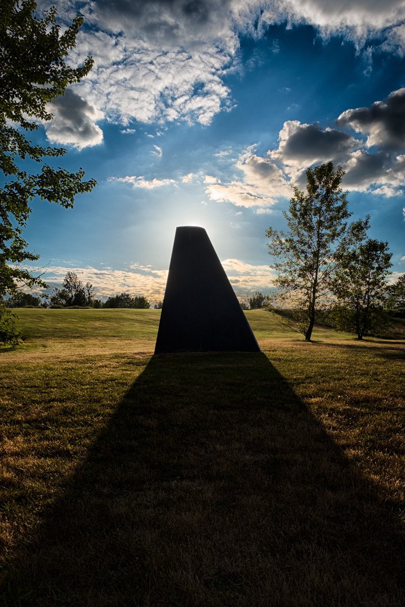 Seattle's Magnuson Park has a long history involving crash-landed planes submerged in Lake Washington and an ancient indigenous tribe, the Duwamish People.

Find out more in our blog post: citydays.com/things-to-do/u…

#picoftheday #amazing #Seattle #LakeWashington #MagnusonPark