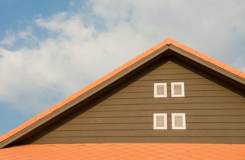 Question: do you know your king posts from your fink trusses?

If not, you may want to have a look at our article, which describes the different types, what they do and the problems that can be associated with them.

oneguarantee.co.uk/news/what-is-a…

#developments #developers #housing