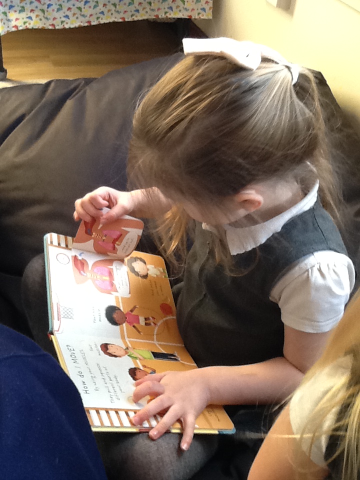 TheLancastersch's tweet photo. Nursery children have been reading our new usborne books, they have loved exploring them📘😀 https://t.co/3QORqYFrHC