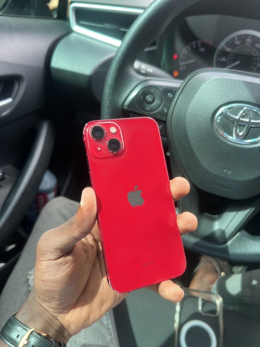 sja_electronics's tweet image. #TheCaseCultureInitiative 

iPhone 13 128gb Factory Unlocked 🔋95% 
Paint wear and dents 
Comes with case and Screen protector of choice from @casestody 

GH₵ 6,499

Option to SWAP
☎️055-328-9132