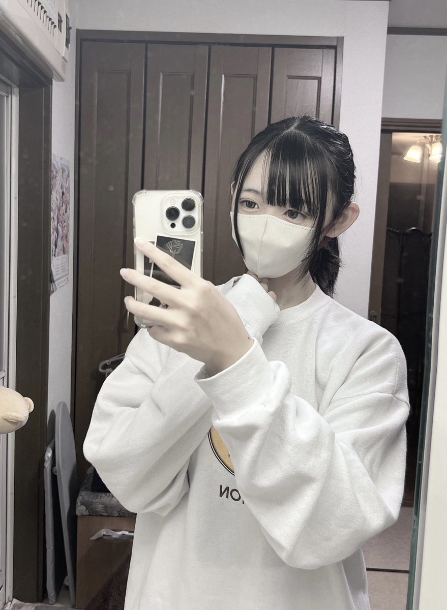 n6xil_'s tweet photo. 推してくれる人いないかな、、(無加工 https://t.co/RylVxFznMh