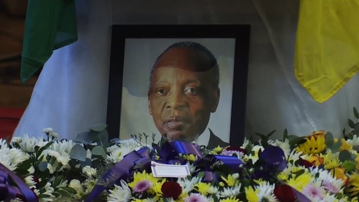 opaisonline's tweet photo. Sociedade
Até sempre, Pascoal Mocumbi
#pascoalmocumbi #funeral #ultimoadeus #opaisonline #opais #gruposoico
https://t.co/W2zQxzLll6 https://t.co/uIRVZtk1ED