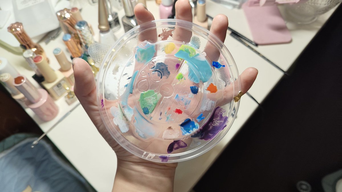 xblydsg's tweet photo. 原创痛甲·魈✨ ‖ 听召而来！🥺
因为是给自己做的，所以死皮什么的无所谓啦！等我经费够了一定买一套彩绘胶来画，可恶啊甲油胶真是太——稀了！
#魈 #XIAO #原神 #Genshin #GenshinImpact https://t.co/rqk3UdzutK