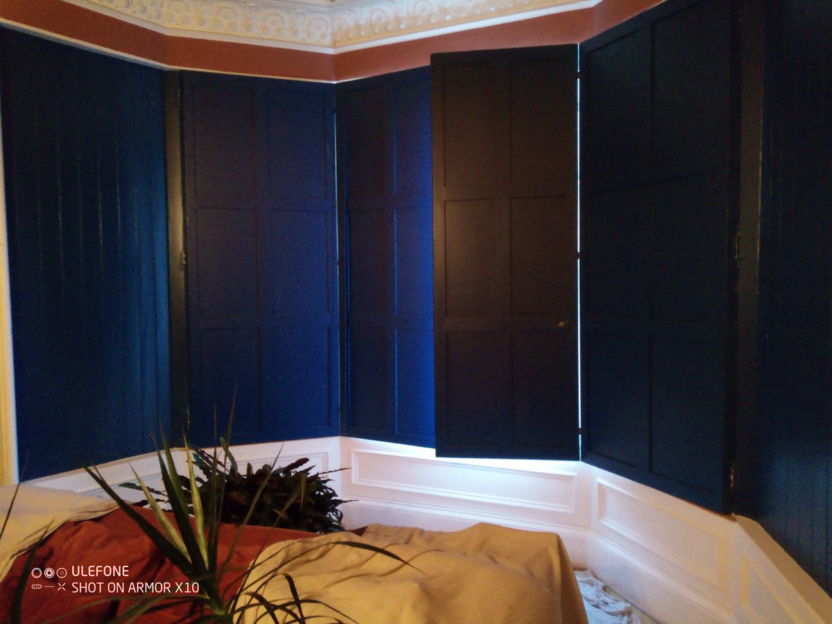 PPDecoration's tweet image. We recently completed an interior and exterior painting project for Bay windows. Our customer requested a unique design for darkness when she closes the shutters, and we were thrilled to deliver satisfactory results. #InteriorPainting #ExteriorPainting #BayWindows #CustomDesign