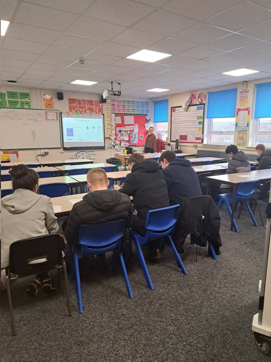 Idris Davies School Senior Phase tweet media