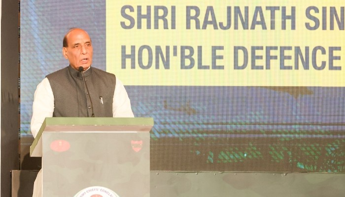 IndiaNewsNetwk's tweet image. India is committed to provide support in defence related matters to African partner countries: Defence Minister Rajnath Singh while addressing the first edition of the India-Africa Army Chiefs’ Conclave organised on the sidelines of #AFINDEX in Pune.