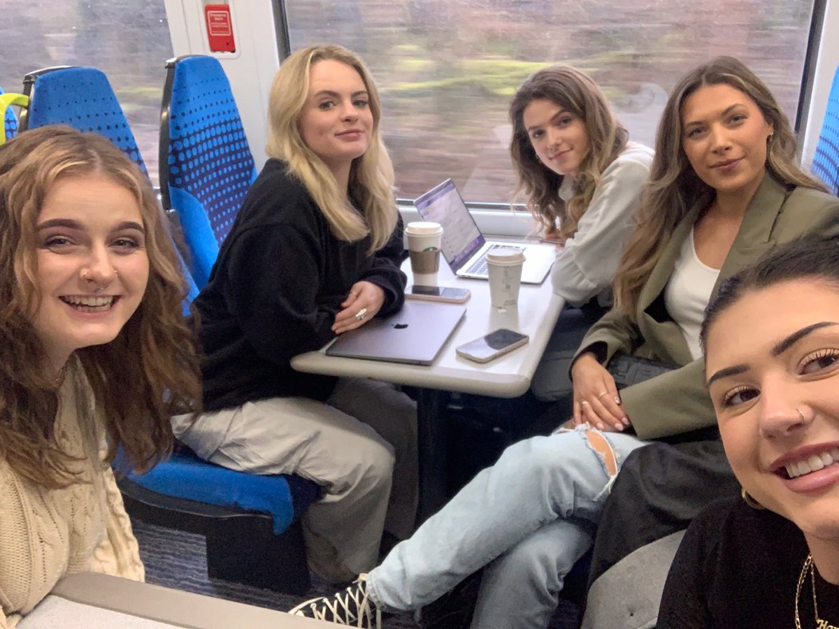 halston_b2b's tweet photo. Leeds > Manchester 🚆

Toni, Charlotte, Cerys, Ella, &amp; Hannah are en route to today’s #DigitalBites event hosted by @Connective_3 !

Part of the #DCF23, the afternoon's made up of talks from 7 experts in the #Marketing biz that promise to be jam-packed with actionable insight. 🤩 https://t.co/YEUlKNgP3g