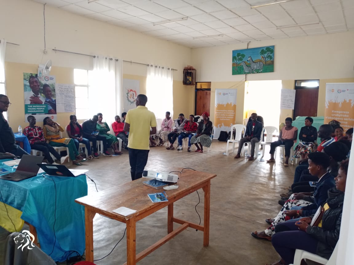 nyc_karongi's tweet photo. 🎀9 of @KarongiDistr youth from @TwumbaS,@MurambiSec, and #Mutuntu sectors are receiving a top-notch 5 days training on comprehensive sexual education by @SwissTPH
🎀This invaluable opportunity is sure to inspire and make them become peer educators on #CSE
@UNFPA_SYP @airnest_sn https://t.co/tAafiB7xxs