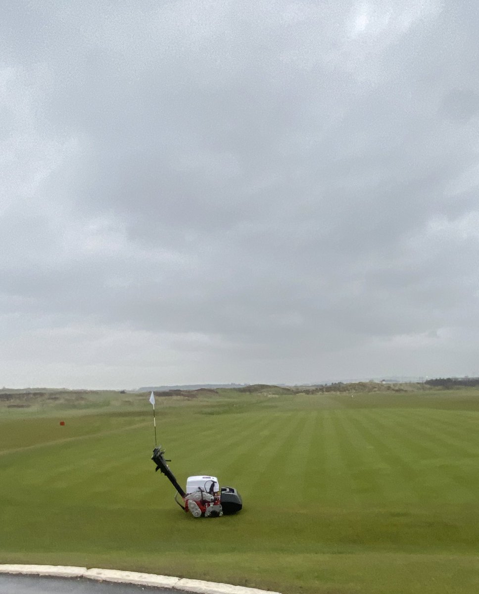 leew88's tweet photo. Dreich day on the Links 💦 https://t.co/ctFgzEEtpW