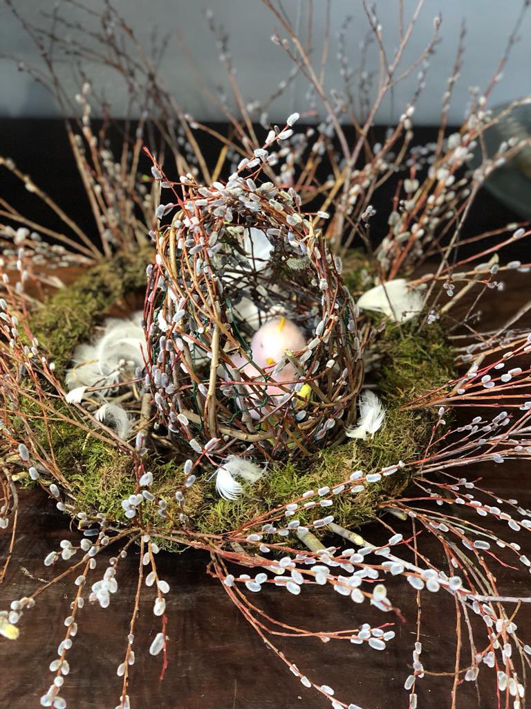 SarahHorne1's tweet photo. The Easter countdown is on!

Making an Easter Nest 🪺👏🐣

#easter #easterdecor #shopsmall #shoplocal https://t.co/djWYkHZvOW