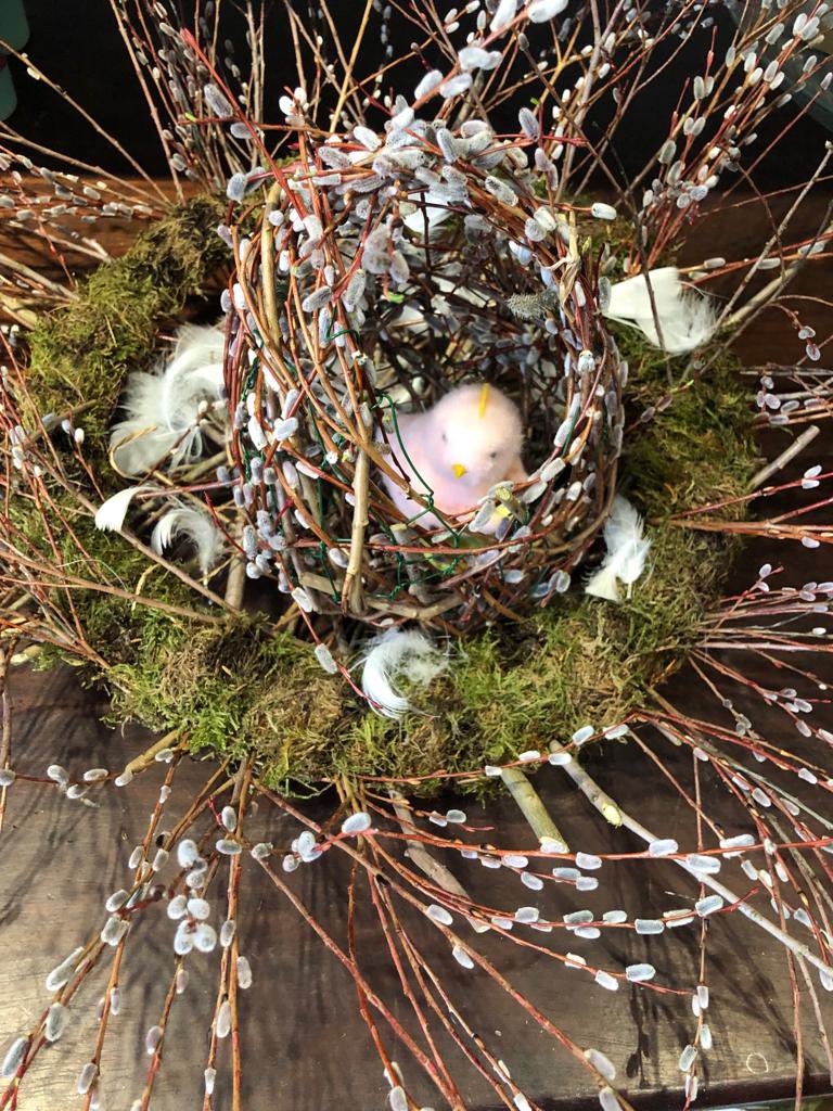 SarahHorne1's tweet photo. The Easter countdown is on!

Making an Easter Nest 🪺👏🐣

#easter #easterdecor #shopsmall #shoplocal https://t.co/djWYkHZvOW