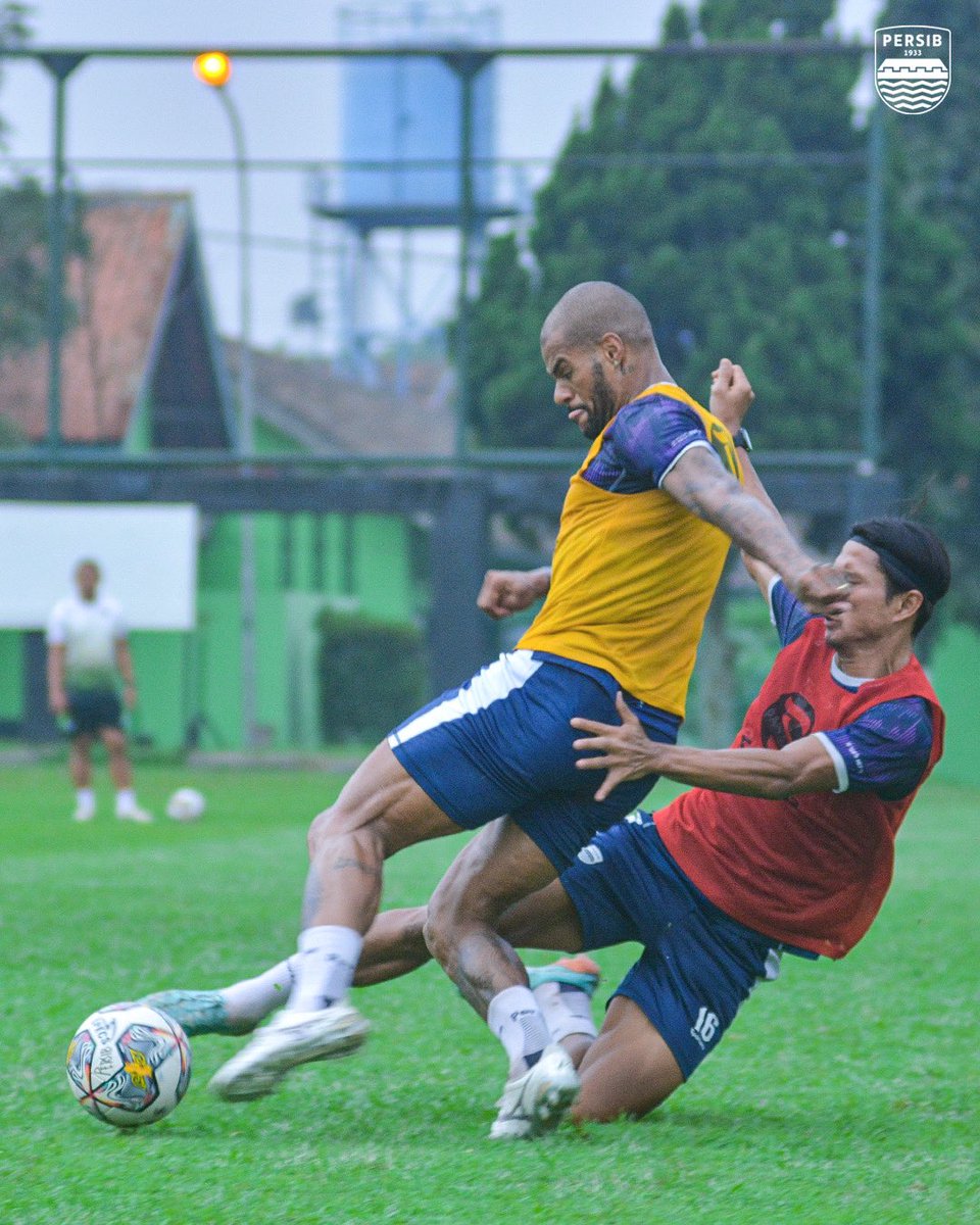 persib's tweet photo. Ramadan bukan halangan 💪

#PERSIB https://t.co/tmXDDrs6MD