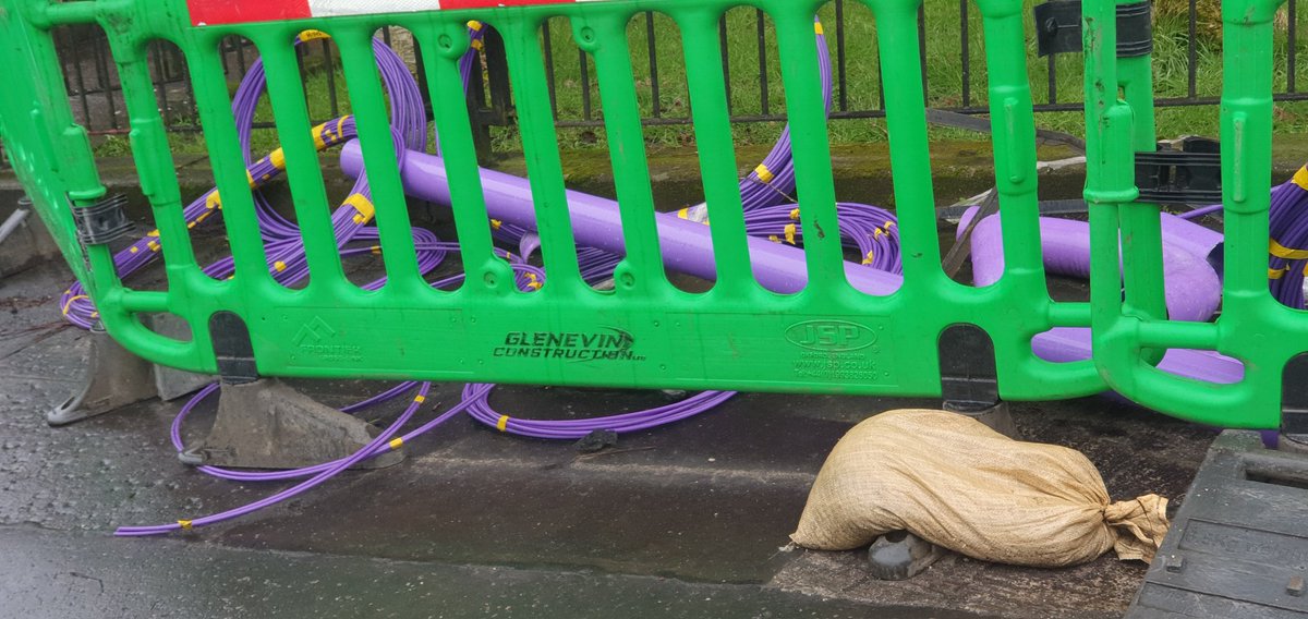 klyderida's tweet image. Access to our house has been refurbished and limited,they come to put the barriers and disappear. more than a month to finalize the work, why start if you are not going to complete the work immediately. it's crazy and it created a lot of inconvenience for us.Glenevin construction