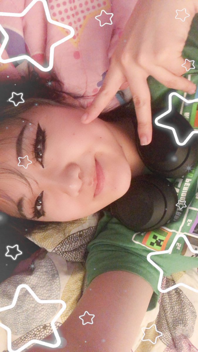 irmtou's tweet photo. youth sized minecraft shirt asf https://t.co/7VRGhVl1jz