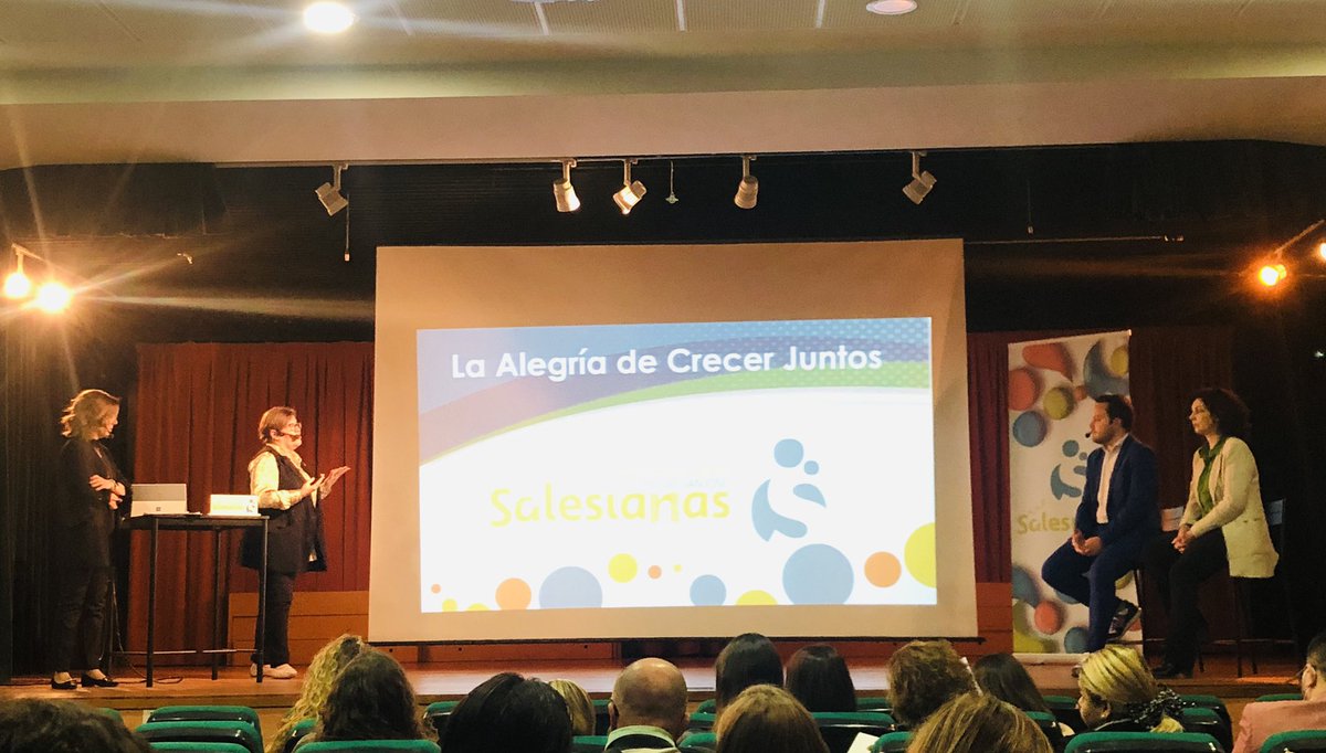 SalesianasSJ's tweet photo. Hoy recibimos a los integrantes del XIII #INNOVAPRO, les mostramos nuestro centro y les presentamos algunos de nuestros proyectos. ¡Bienvenidos!#ContigoTodoEsMejor 🤜🏼🤛🏼 #SomosSalesianas #LaAlegríaDeCrecerJuntose https://t.co/A0Sdziwk2O