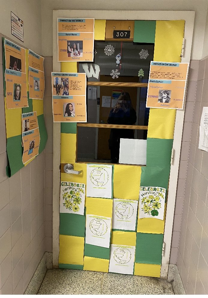 MsZarestkyEngli's tweet photo. Women’s History Month celebrated on the third floor. #WeAreBarrons https://t.co/ukkuQkxQtt
