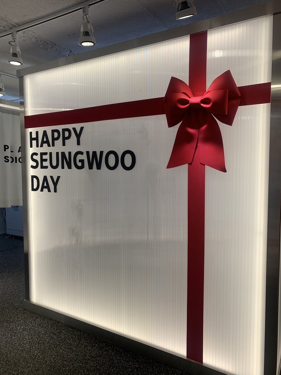 mongni_'s tweet photo. 생일 당일날 철거전에 후딱 한번 더 다녀오기‼️

프레임은 오늘까지 가능하대요!

#Actor_of_Our_Days
#봄에_만난_조승우 https://t.co/i5Y3JPWaJr