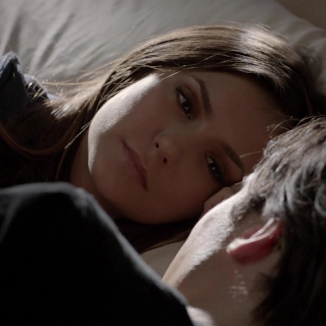 thinkingelena's tweet image. 