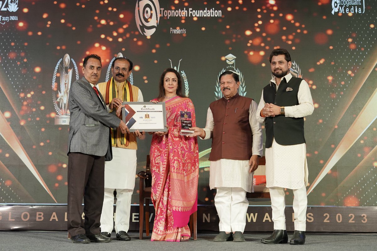 top_gallant's tweet photo. WINNER OF GLOBAL EDUCATION ACHIEVEMENT AWARDS 2023, 23RD MARCH 2023, SHANGRI-LA EROS, NEW DELHI
FELICITATED WITH THE TITLE OF
"EXCELLENT PERFORMANCE IN THE EDUCATION SECTOR"
#topnotchfoundation #topgallantmedia #HemaMalini #college #education https://t.co/CsJXW2f02Q