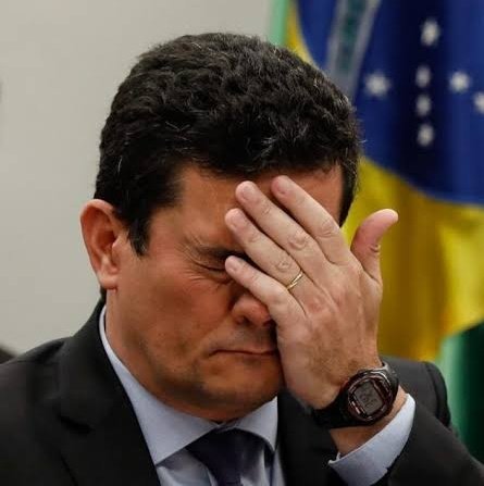 PlantaoBrasilOF's tweet photo. 🚨 Com as provas de pedido de EXTORSÃO, quanto tempo você acha que Moro levará para ser preso?
Comente aqui! https://t.co/wki9WMxNCj
