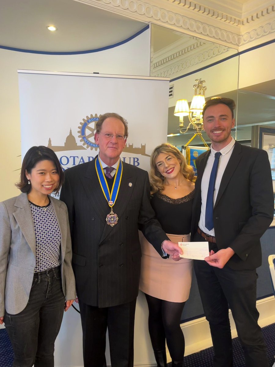 GraceSingerOMal's tweet photo. Lovely time with @RotaryCoflondon presenting Robbie from the amazing charity ‘Children of Rwanda’ with £1000 cheque from when I sang during my fundraiser with my @rotaract club ‘Rotaract Club of London’, tackling period poverty and giving children their right to an education ⭐️🌎 https://t.co/fmxh3z1bbP
