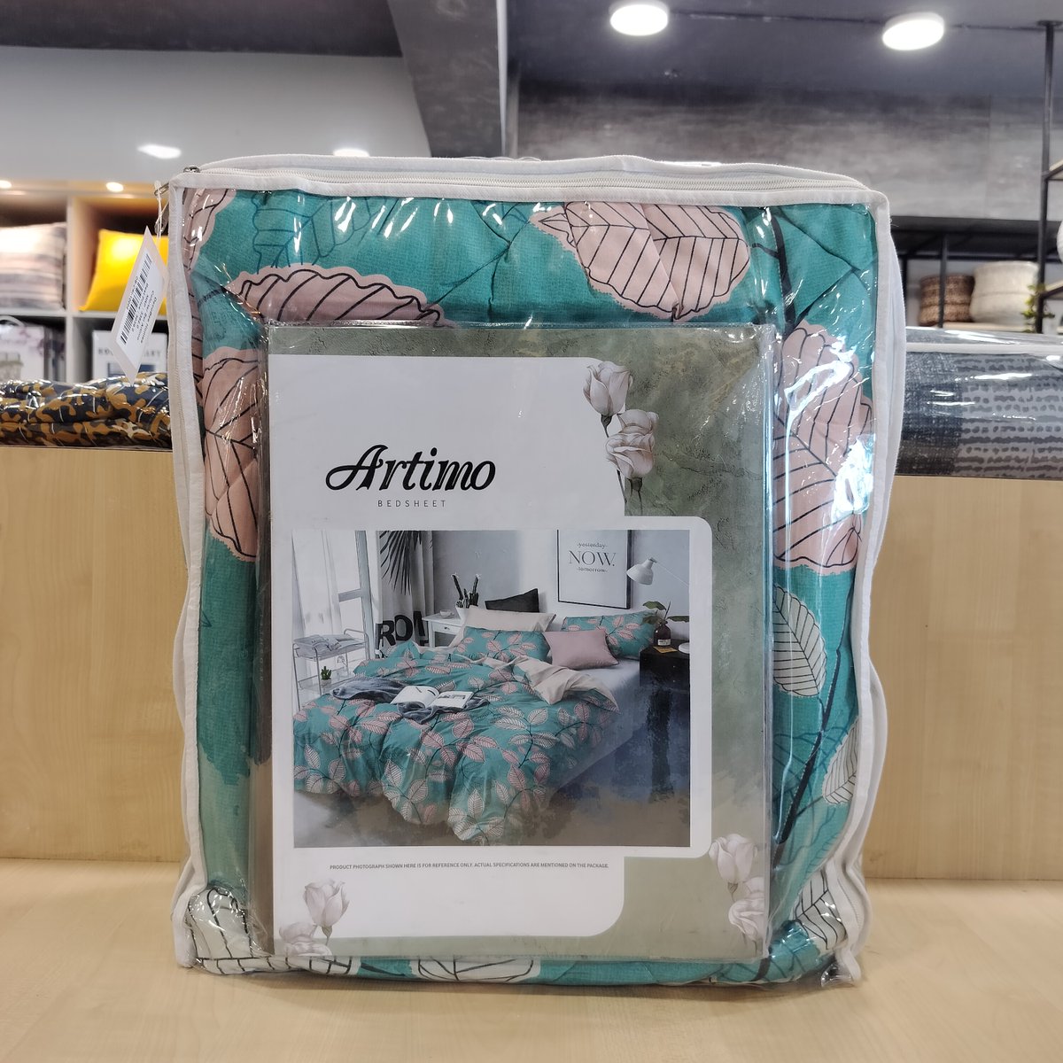 DecobeeIndia's tweet photo. Snuggle up with our cozy comforters - the ultimate cuddle companion! 

Don't just dream of a good night's sleep, make it a reality!
https://t.co/XhRqph3DA8

#livecreatively with #Odisha's home decor #megastore https://t.co/81gXkpgBRC