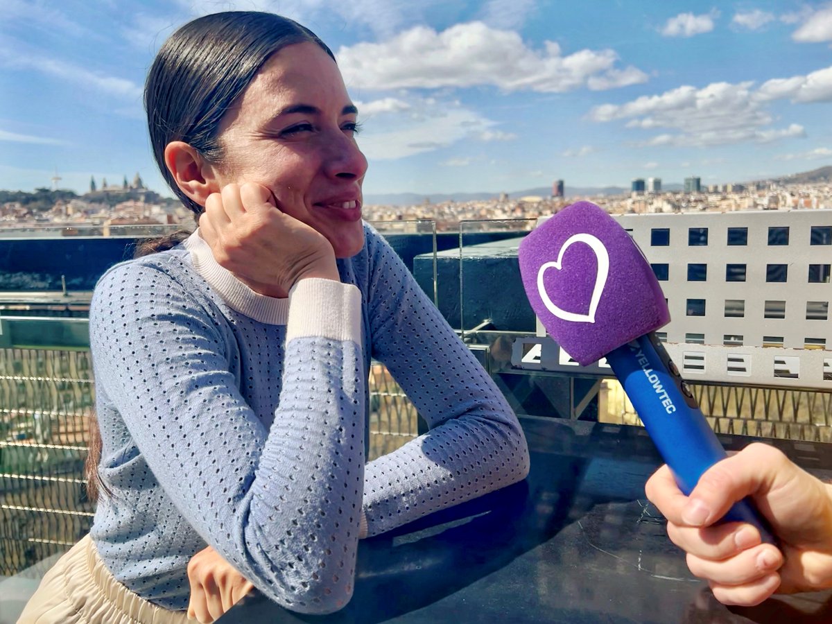 eurospaincom's tweet photo. 🎙️ El podcast oficial de Eurovisión estrena un Episodio Español con @BlancaPaloma_rb como invitada

🇪🇸 Presentado por @victorESC_udero, ha abierto boca sobre su actuación en Liverpool y ha concedido entrevistas a otros artistas y representantes de 2023

👉 https://t.co/GRHHktqPY0 https://t.co/HMZihrldaF