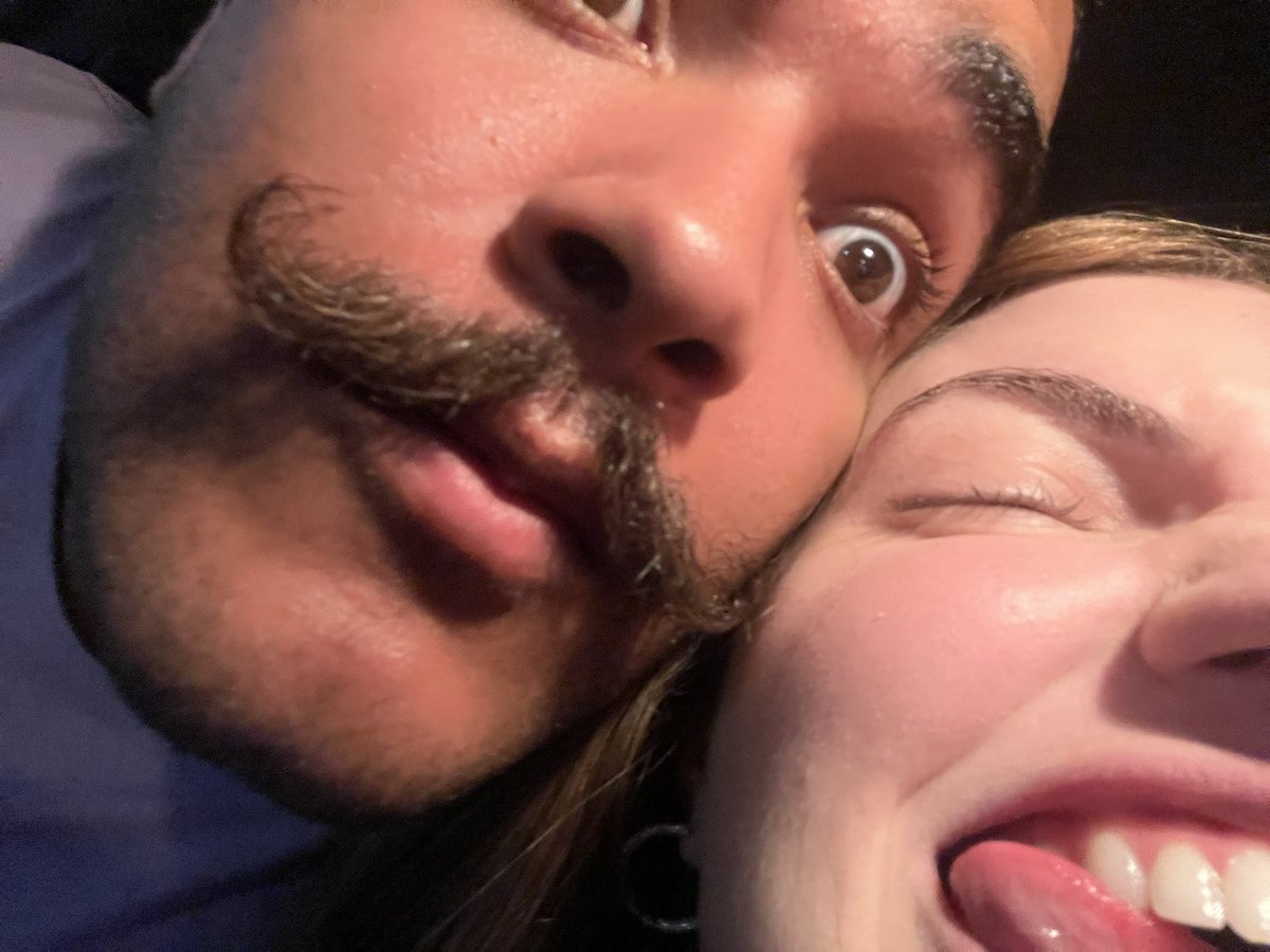 GBFDAS's tweet image. amo dividir a vida com você te amo meu neni 💫🤍  El bigodon ta no capricho @GKDNSC