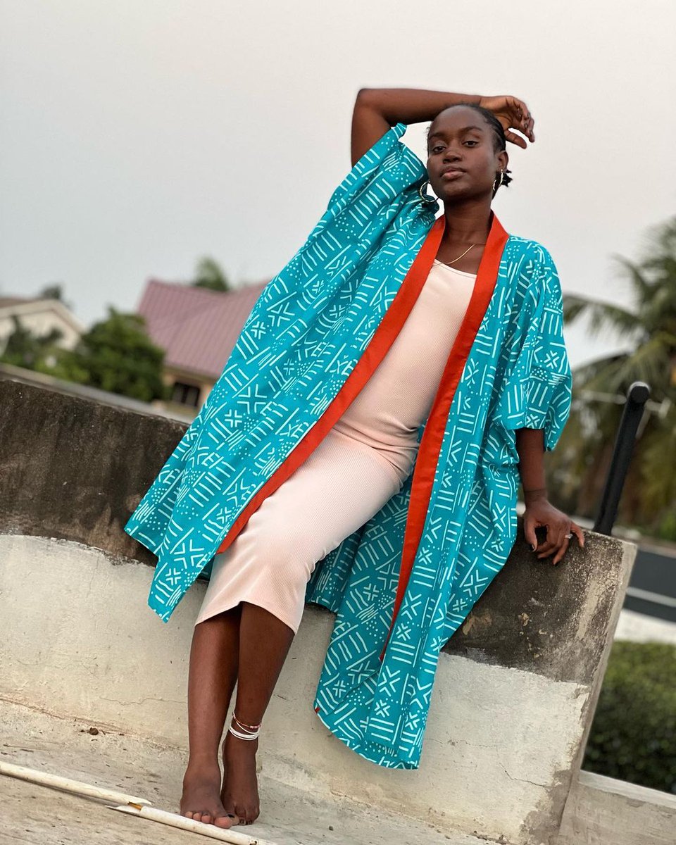 Fiideagh's tweet photo. MARA | Gh¢ 375 | $38
Material: Medium weight
Color: Turquoise-Orange
Full Length: 50"
Circumference: 60"
Sleeve Length: 18"

Model Size: UK 8 

Note: Dimensions may be Approximated
https://t.co/aDtJjyJWms https://t.co/5ULosK0qNG